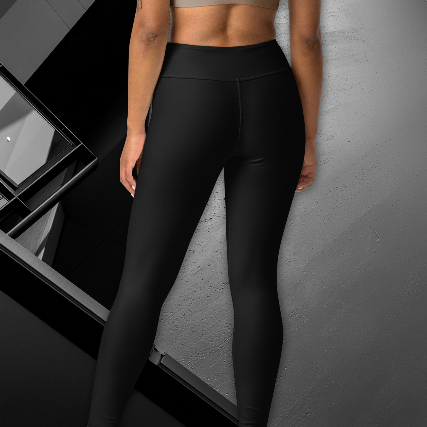 Premium Fitted Leggings - Black & White