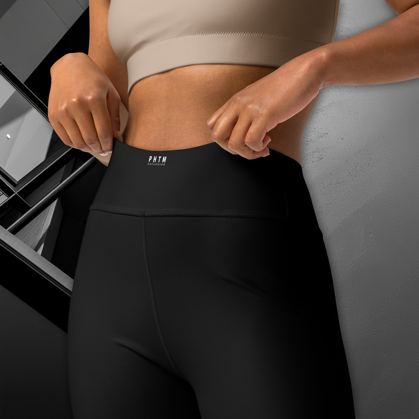 Premium Fitted Leggings - Black & White